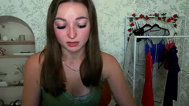  Barbie Kiss  online show from September 25, 2025, 9:26 am