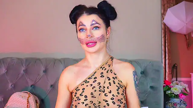 SelenaBell online show from October 31, 2025, 8:27 pm