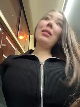 Asian Asami online show from January 9, 2025, 4:28 pm