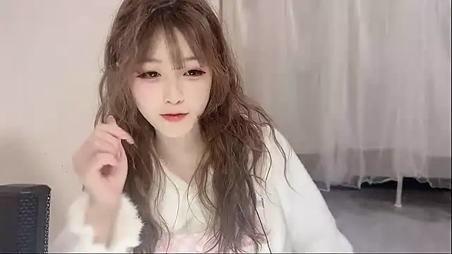 Snapshot of LL-orangecat chatting on February 25, 2025, 7:06 pm LL-orangecat online show from February 25, 2025, 7:06 pm