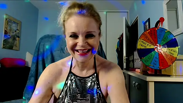 Snapshot of sexyjennyeu chatting on October 10, 2025, 7:47 pm sexyjennyeu online show from October 10, 2025, 7:47 pm