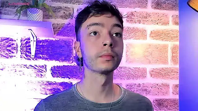 Snapshot of noah_ricci chatting on September 21, 2025, 12:43 pm noah ricci online show from September 21, 2025, 12:43 pm