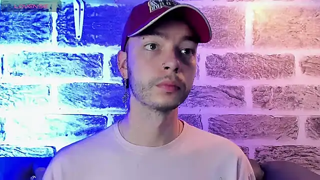 Snapshot of noah_ricci chatting on September 27, 2025, 12:44 pm noah ricci online show from September 27, 2025, 12:44 pm