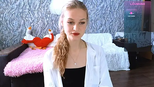 Elfanna online show from September 29, 2025, 7:59 am