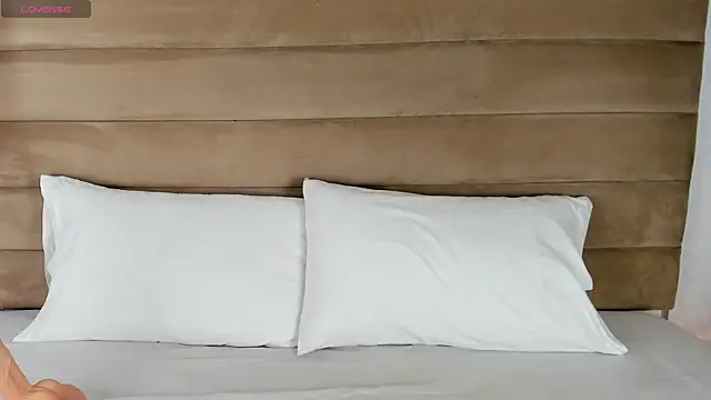 IsabellaJonns online show from February 14, 2025, 4:47 am