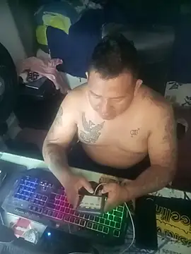 siatodo02 online show from February 22, 2025, 3:45 am