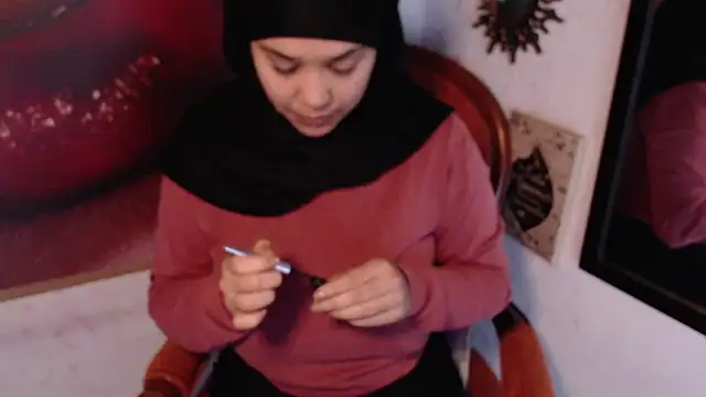 Snapshot of VenussTits97 chatting on December 3, 2024, 11:18 pm VenussTits97 online show from December 3, 2024, 11:18 pm