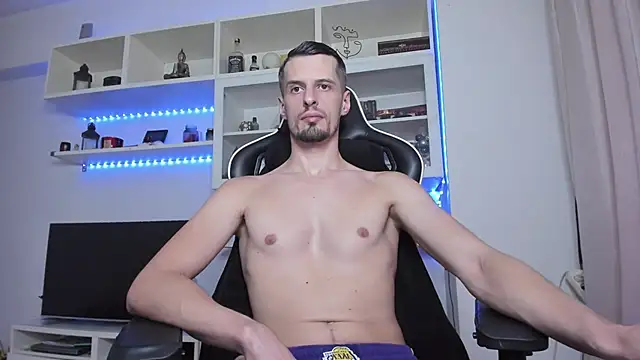 ToddClaytonn online show from September 29, 2025, 8:32 am