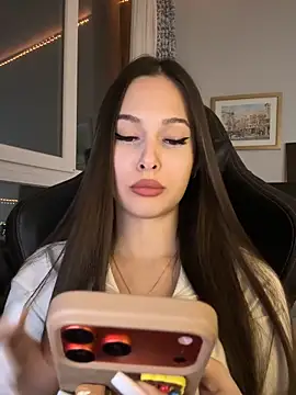 EricaWalls online show from March 24, 2026, 8:31 pm