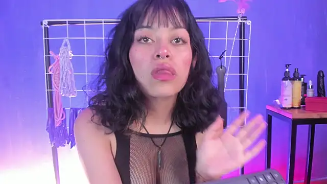 vanelope11 online show from February 20, 2025, 10:26 pm