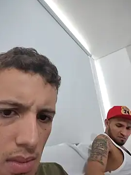 Duvan Martinez23 online show from November 10, 2025, 12:43 pm