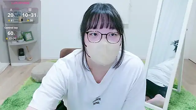 o-Aya-o online show from October 17, 2025, 2:19 pm