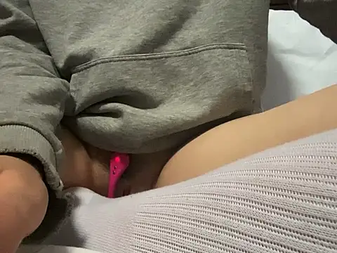 Snapshot of Sofiasbus chatting on February 1, 2025, 3:28 pm Sofiasbus online show from February 1, 2025, 3:28 pm