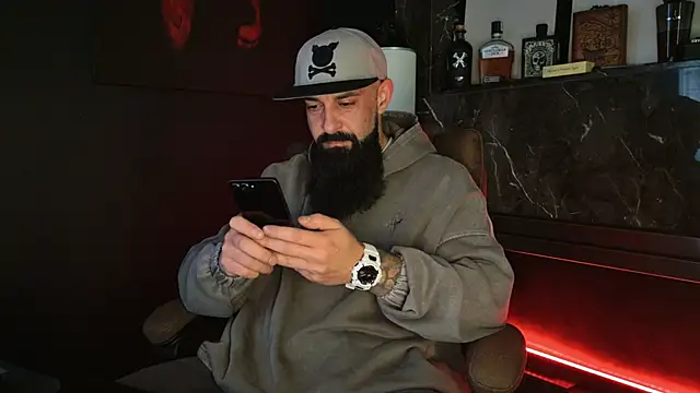 axxelrich  online show from November 20, 2025, 7:09 am