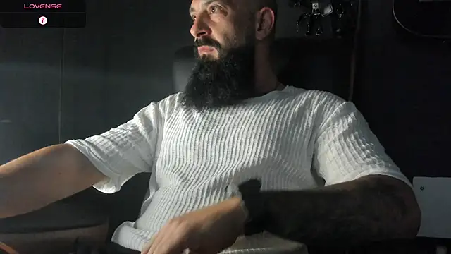 Snapshot of axxelrich_ chatting on September 17, 2025, 4:58 am axxelrich  online show from September 17, 2025, 4:58 am