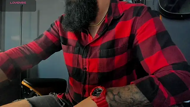 Snapshot of axxelrich_ chatting on September 19, 2025, 4:49 am axxelrich  online show from September 19, 2025, 4:49 am