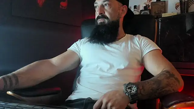 Snapshot of axxelrich_ chatting on September 27, 2025, 4:40 am axxelrich  online show from September 27, 2025, 4:40 am