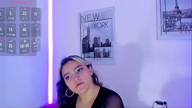 Snapshot of katy_giil chatting on October 27, 2025, 7:04 pm katy giil online show from October 27, 2025, 7:04 pm