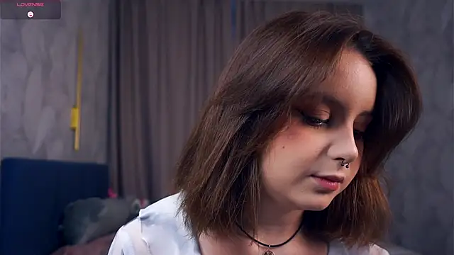 Snapshot of DevonaBucher chatting on October 29, 2025, 4:55 am DevonaBucher online show from October 29, 2025, 4:55 am