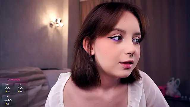 Snapshot of DevonaBucher chatting on September 29, 2025, 5:25 am DevonaBucher online show from September 29, 2025, 5:25 am