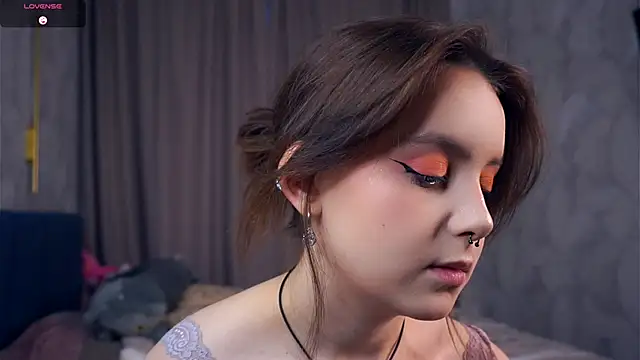 Snapshot of DevonaBucher chatting on October 26, 2025, 5:08 am DevonaBucher online show from October 26, 2025, 5:08 am