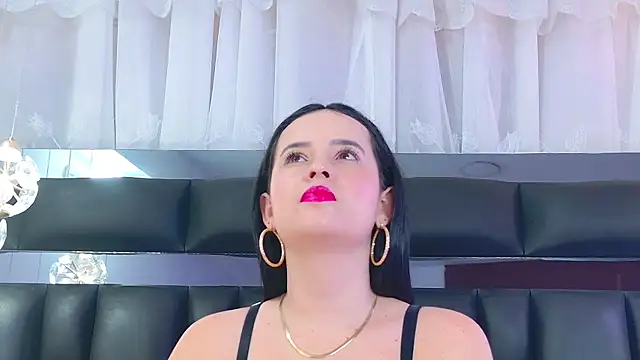 Snapshot of DahianaMoss chatting on February 23, 2026, 11:44 am DahianaMoss online show from February 23, 2026, 11:44 am