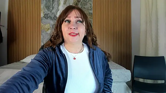 Snapshot of Danna_topless chatting on December 4, 2025, 12:04 pm Danna topless online show from December 4, 2025, 12:04 pm