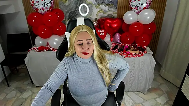 Danna topless online show from February 21, 2025, 12:06 pm
