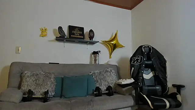 julian wallace online show from October 11, 2025, 6:09 pm