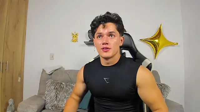 julian wallace online show from January 7, 2026, 8:36 pm