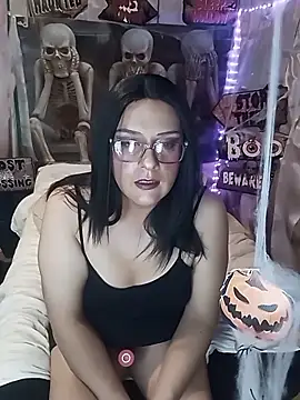 Snapshot of JOSSYANNE chatting on October 31, 2025, 5:26 am JOSSYANNE online show from October 31, 2025, 5:26 am