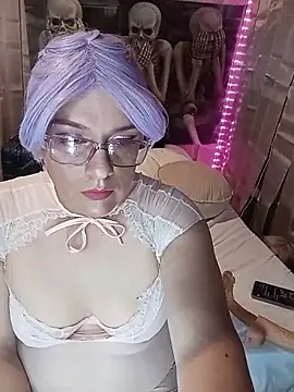 Snapshot of JOSSYANNE chatting on October 16, 2025, 5:27 am JOSSYANNE online show from October 16, 2025, 5:27 am