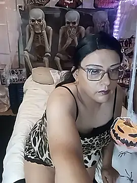 Snapshot of JOSSYANNE chatting on October 30, 2025, 6:12 am JOSSYANNE online show from October 30, 2025, 6:12 am