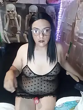 Snapshot of JOSSYANNE chatting on October 23, 2025, 5:39 am JOSSYANNE online show from October 23, 2025, 5:39 am