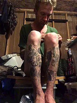 bentoverblonde online show from October 21, 2025, 4:34 am