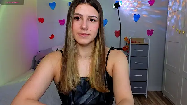 sophia euphoriaa online show from March 22, 2026, 9:00 am