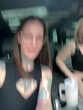 BrownieyQueen online show from February 8, 2026, 9:18 am