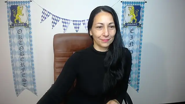 Snapshot of LiluGrants chatting on October 4, 2025, 6:09 pm LiluGrants online show from October 4, 2025, 6:09 pm