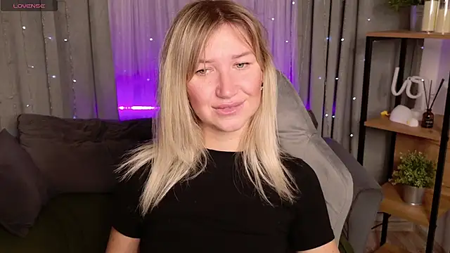 Snapshot of MilaBott chatting on September 28, 2025, 8:16 pm MilaBott online show from September 28, 2025, 8:16 pm