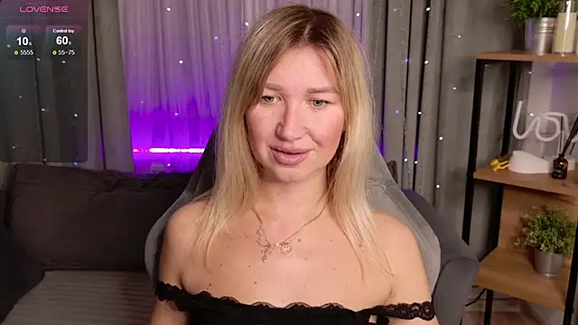 Snapshot of MilaBott chatting on October 1, 2025, 8:57 pm MilaBott online show from October 1, 2025, 8:57 pm