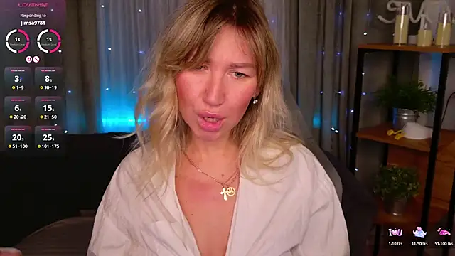 MilaBott online show from April 4, 2026, 7:20 pm