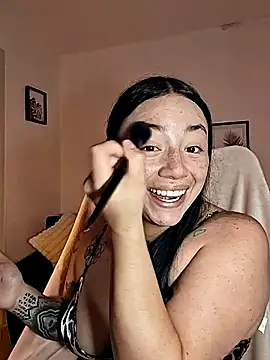 helena smith online show from November 14, 2025, 3:21 am