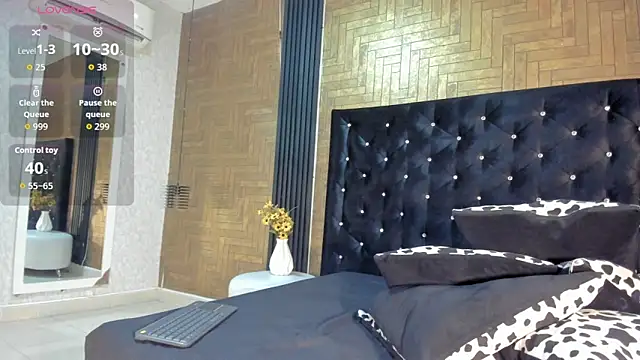 Snapshot of Laross25 chatting on January 31, 2026, 7:56 pm Laross25 online show from January 31, 2026, 7:56 pm