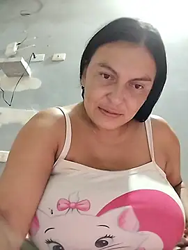 Horny-Mommy-Dirty online show from October 1, 2025, 3:33 am