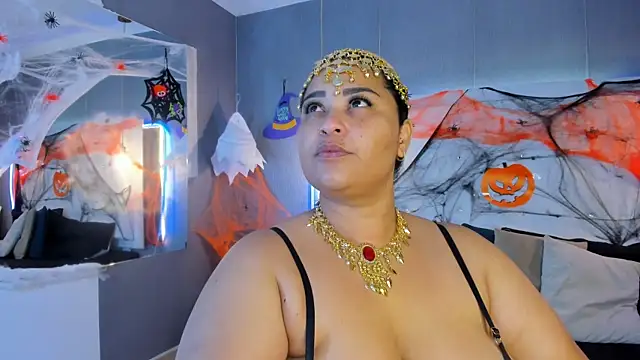 Snapshot of Clarigil chatting on October 17, 2025, 10:00 pm Clarigil online show from October 17, 2025, 10:00 pm