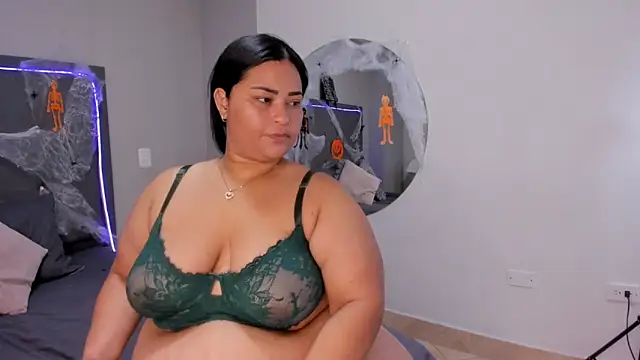 Snapshot of Clarigil chatting on October 15, 2025, 2:25 pm Clarigil online show from October 15, 2025, 2:25 pm