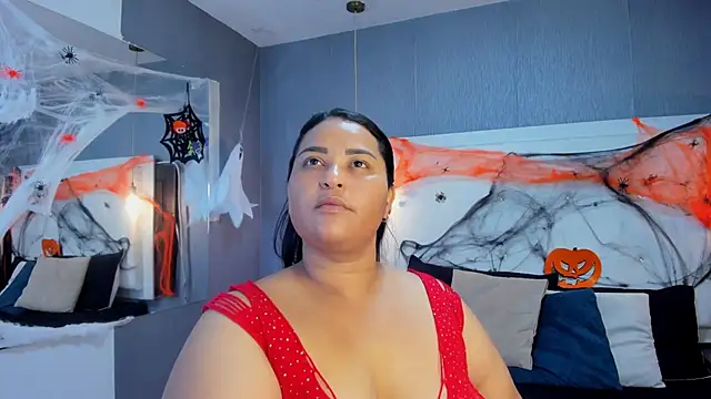 Snapshot of Clarigil chatting on October 22, 2025, 9:35 pm Clarigil online show from October 22, 2025, 9:35 pm