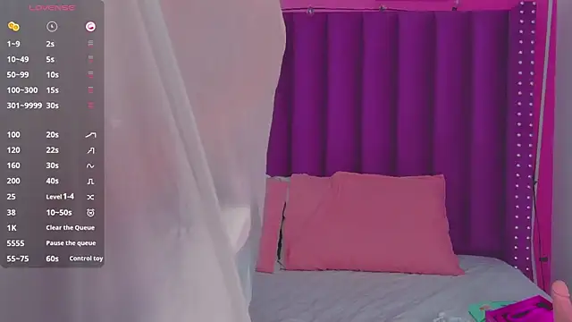 Beautifulskinny18 online show from September 29, 2025, 1:06 pm