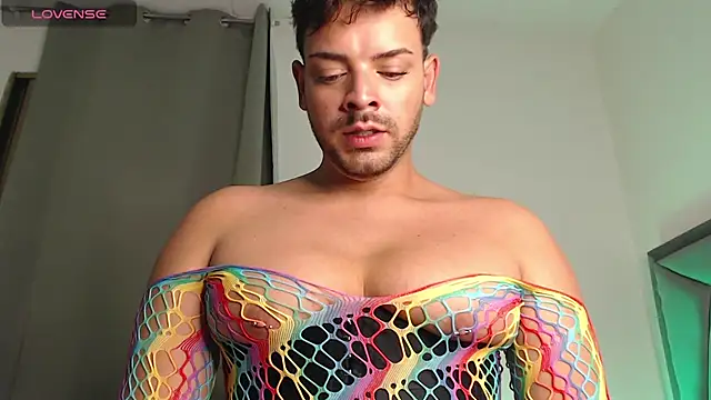 Snapshot of Logan_cocky chatting on September 19, 2025, 2:04 am Logan cocky online show from September 19, 2025, 2:04 am