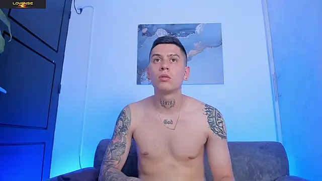 Snapshot of Yeiko_Romero_ chatting on September 26, 2025, 9:21 pm Yeiko Romero  online show from September 26, 2025, 9:21 pm